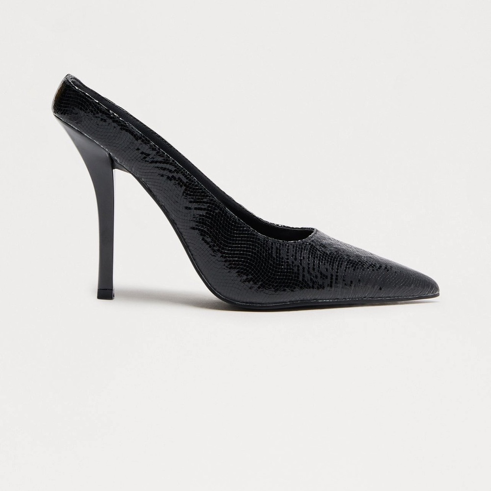 Black Stiletto Mule Pumps -